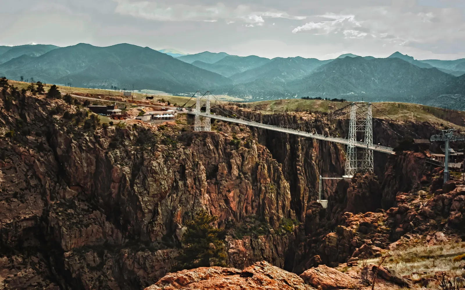Royal Gorge from Top to Bottom: Jeep Tours Near Colorado Springs