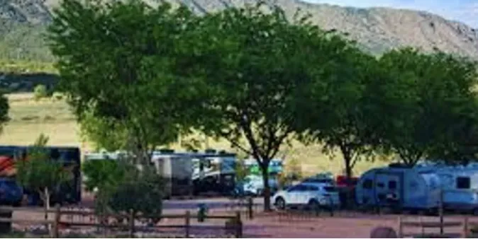 Farmhouse RV Resort