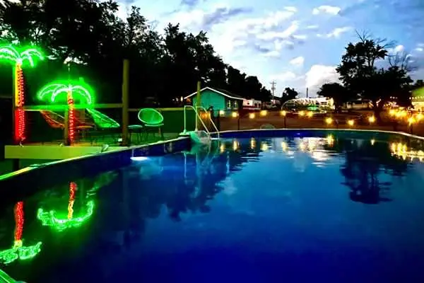 Starlite Vintage Resort